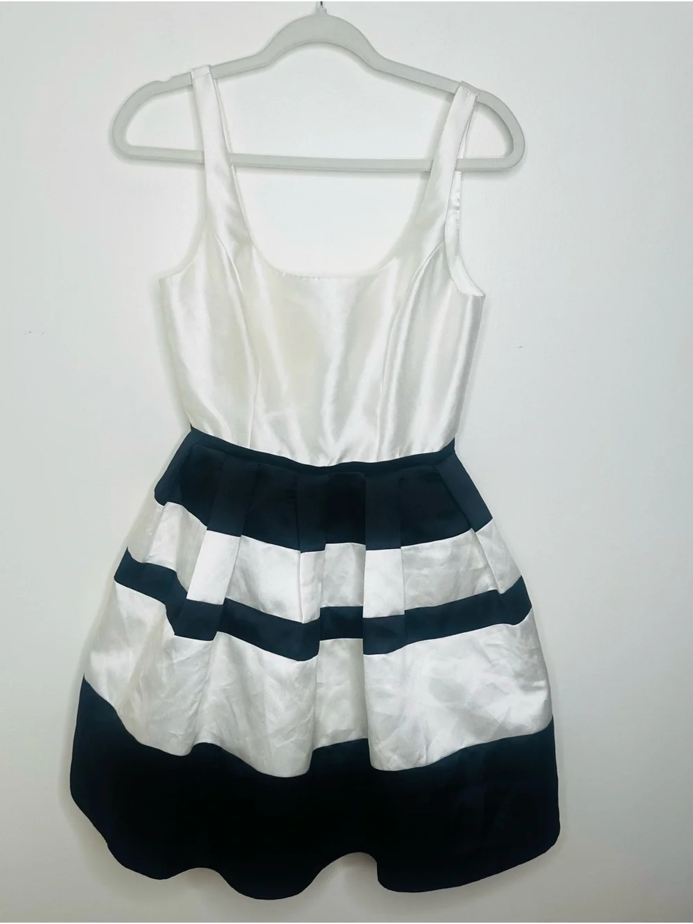 ABS by Allen Schwartz Navy & White Striped Fit & Flare Dress Size - Picture 2 of 10